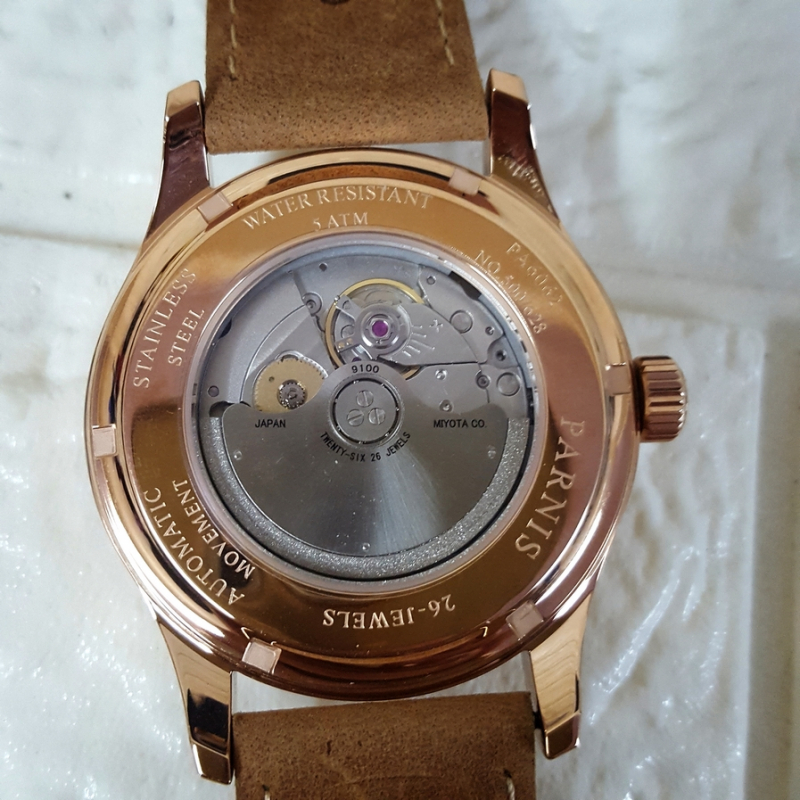 Thiết kế kinh điển đồng hồ nam automatic 26 chân kính Parnis PA6062-2