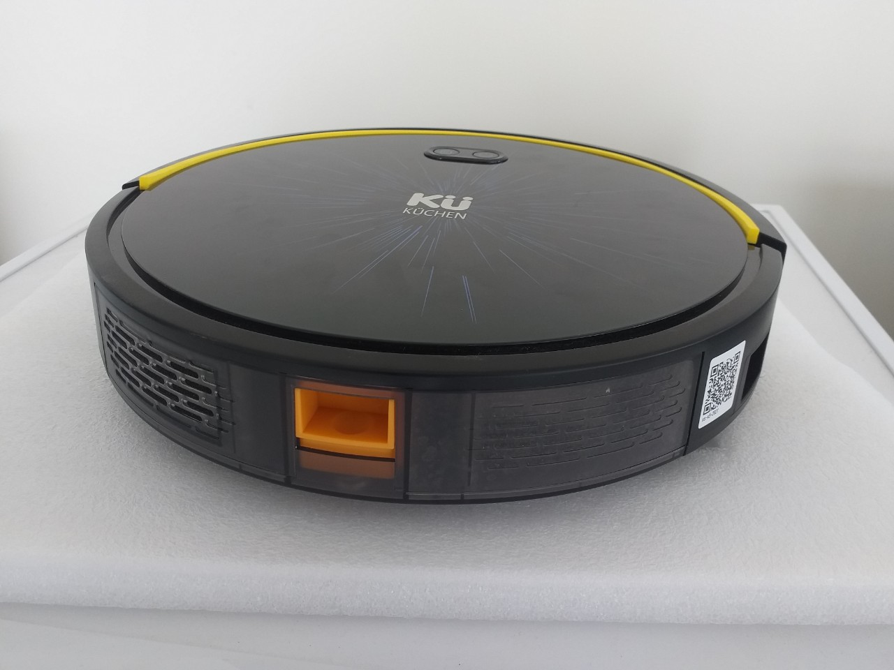 Robot hút bụi lau nhà KUR2709