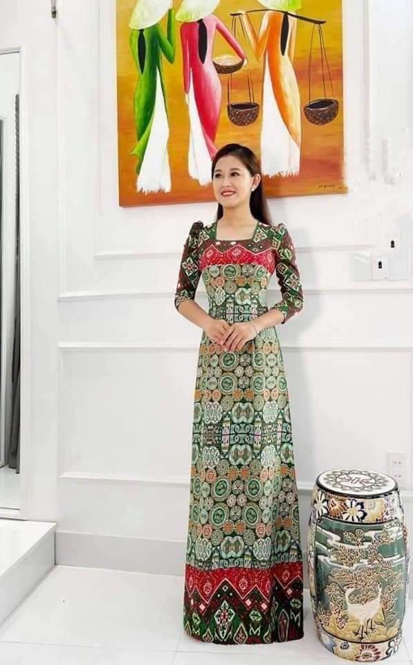 Áo dài Việt Nam (Tuyển Đại Lý, Sỉ SLL, Nhận may theo yêu cầu giá tốt 0987891441)