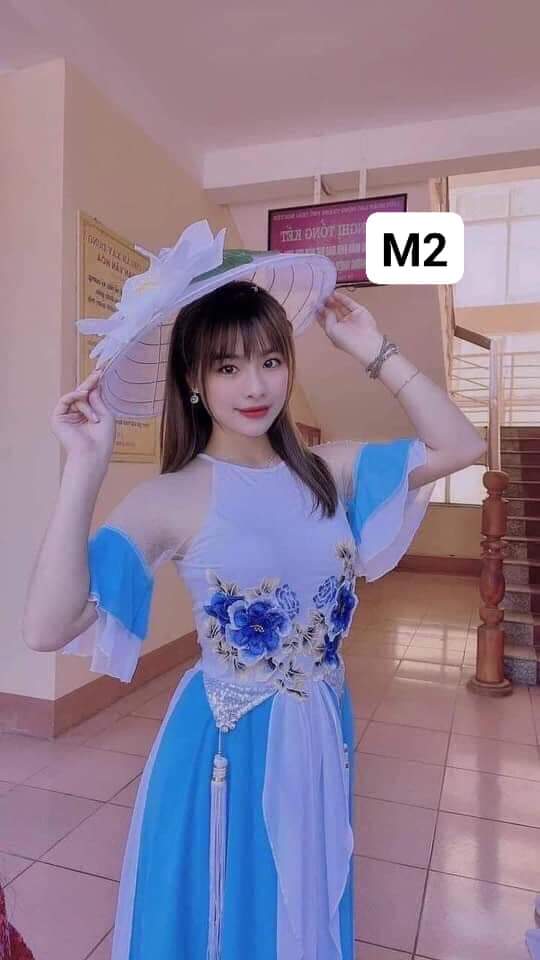 Trang phục biểu diễn mới